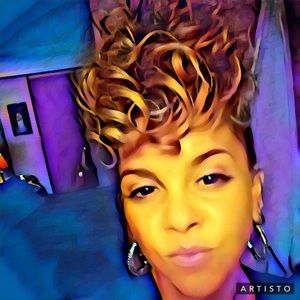 Meet your Posher, Christa